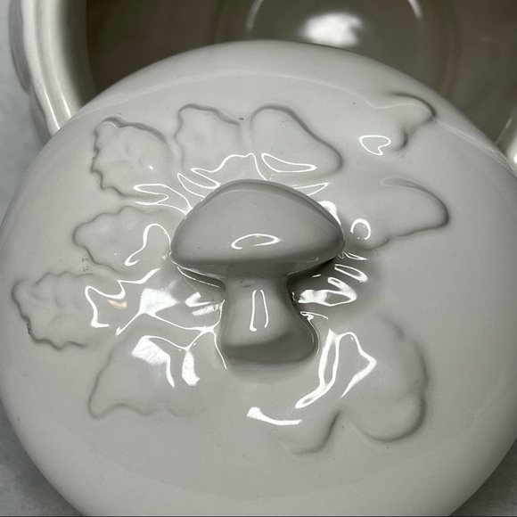Porta White Embossed Cookie‎ Jar with Mushroom Lid Stoneware Made in Portugal - Picture 7 of 15